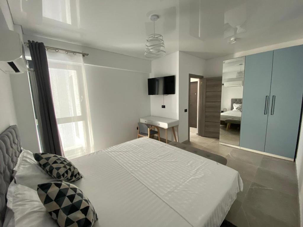 Aa Apartment Tomis Villa นาโวดาริ ภายนอก รูปภาพ
