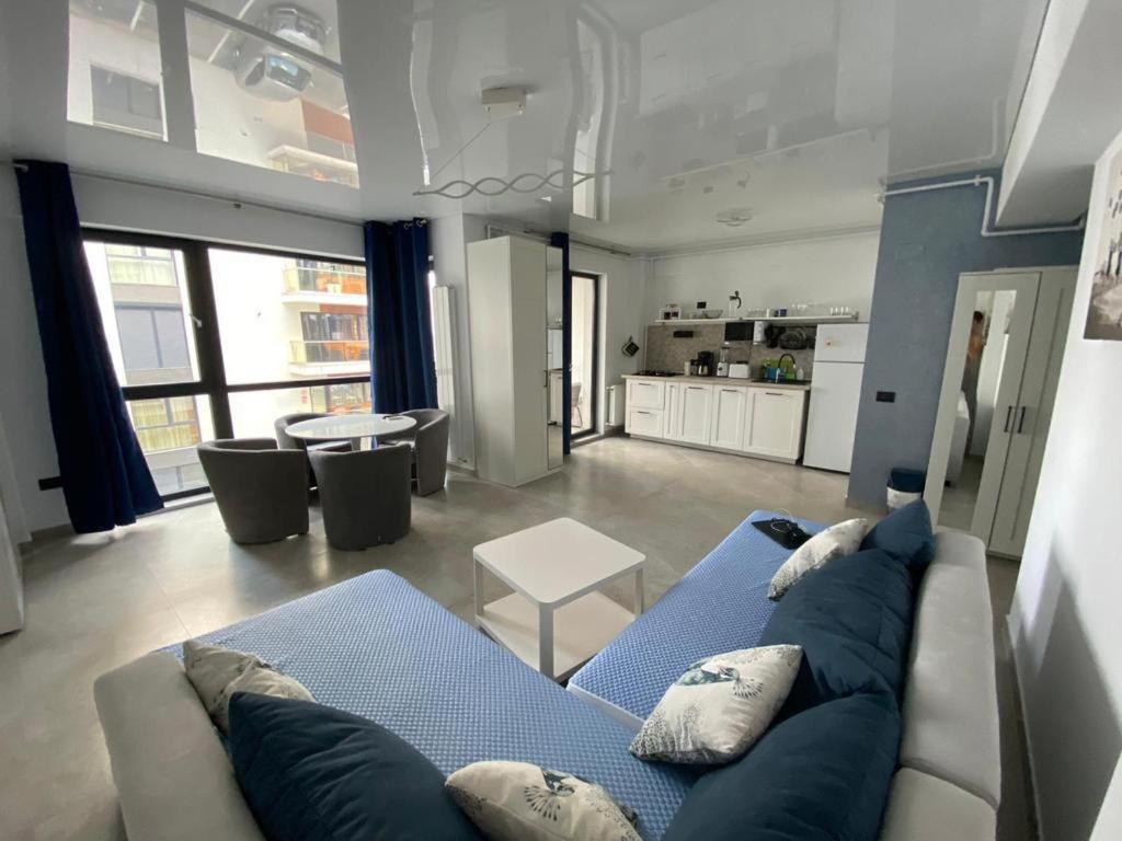 Aa Apartment Tomis Villa นาโวดาริ ภายนอก รูปภาพ