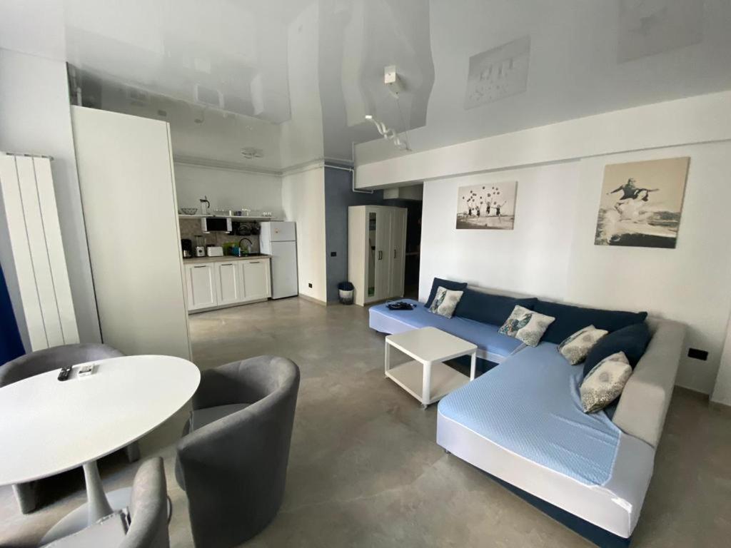 Aa Apartment Tomis Villa นาโวดาริ ภายนอก รูปภาพ